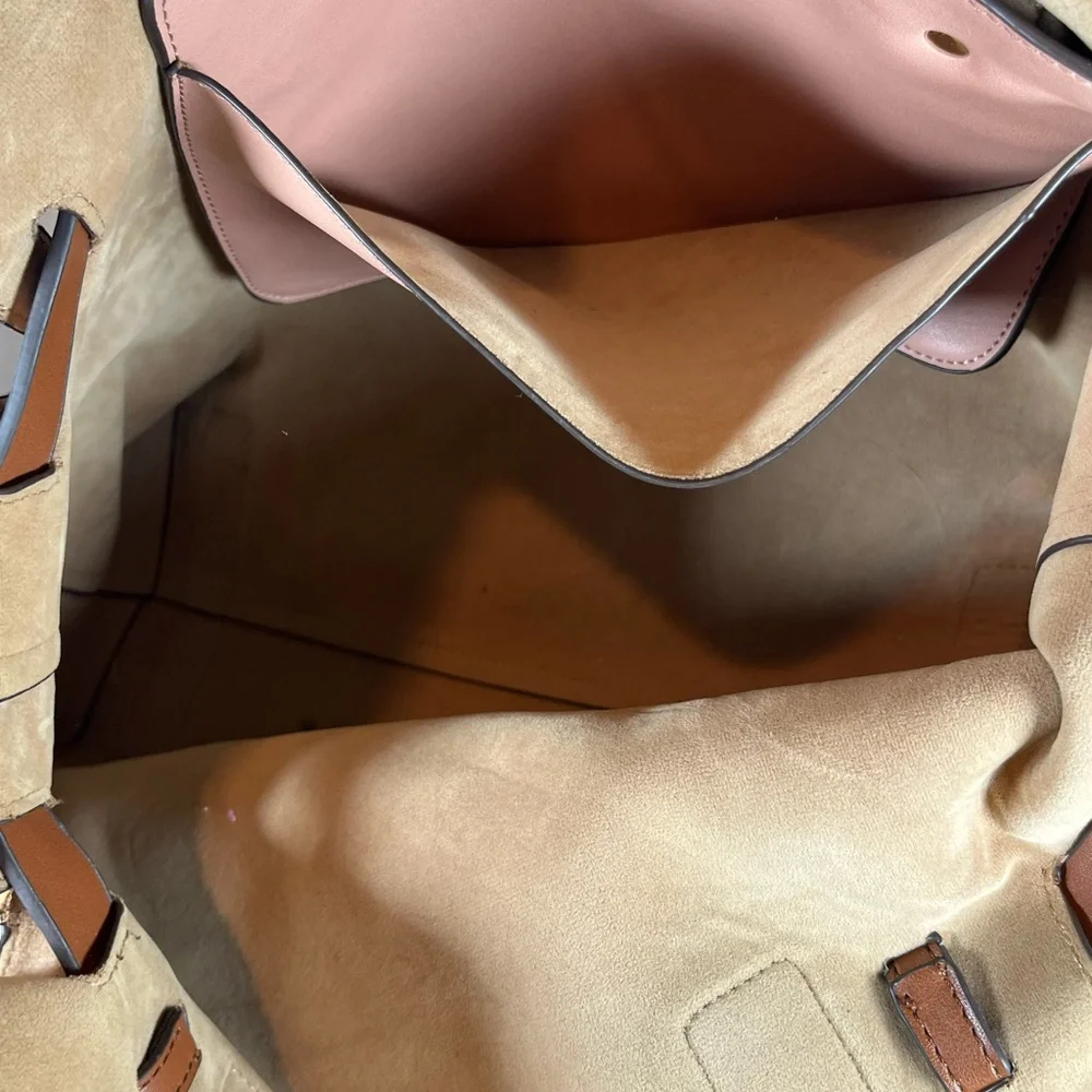 Unbranded two tone